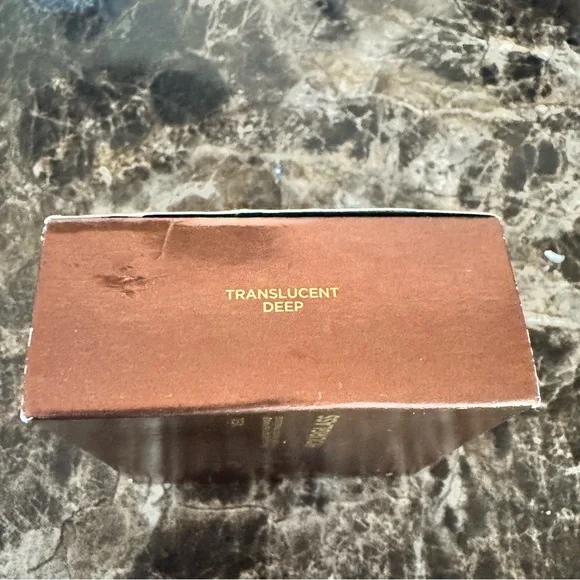 Hourglass Veil Translucent Setting Powder – Translucent Deep (New in Box) - Picture 4 of 8